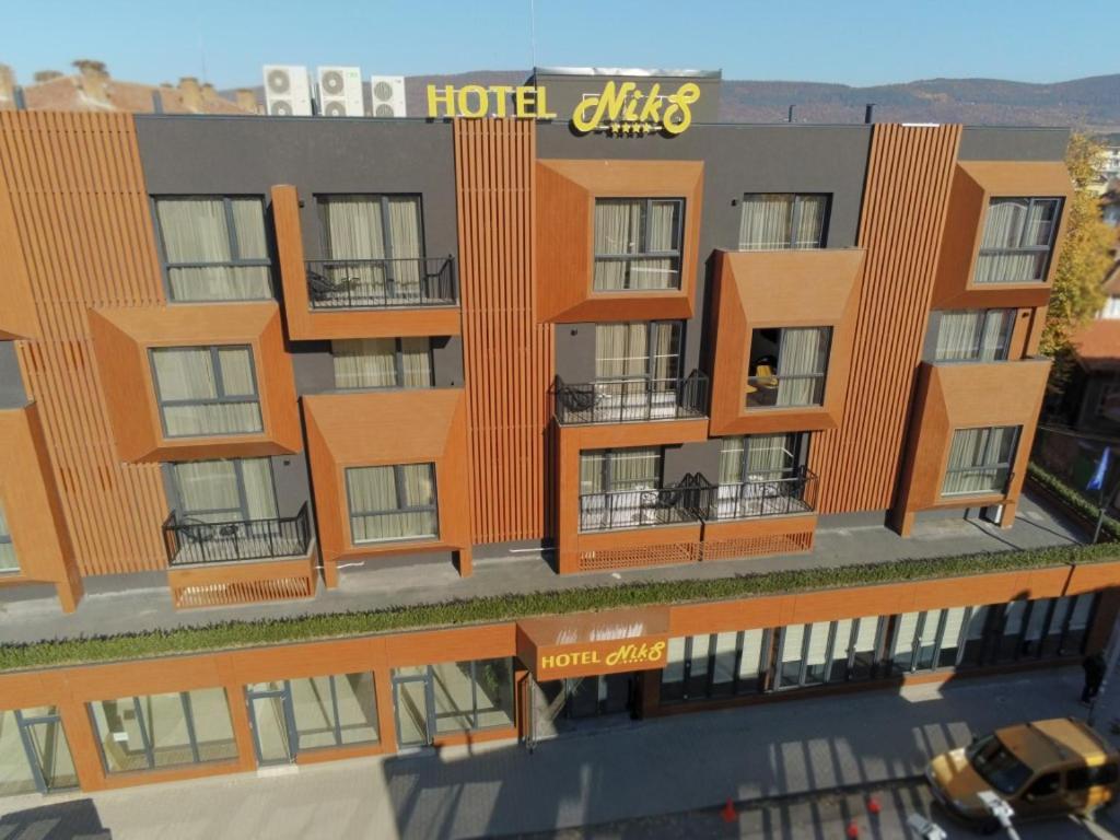 Hotel Niks Sevlievo Eksteriør billede